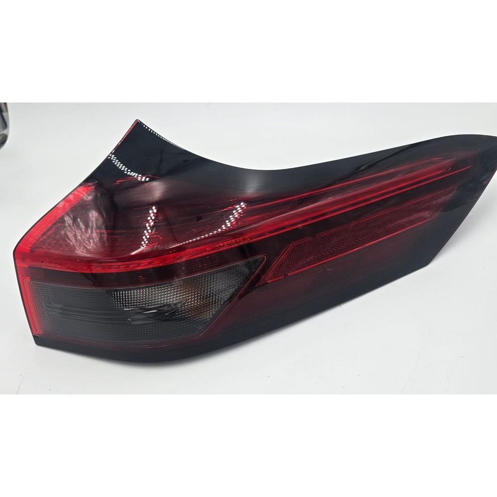 21-24 Nissan Rogue RH Passenger Outer Tail Light LED OEM 26550-6RR0A 26550-6RR0D
